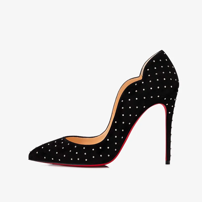 Elegant Black Suede Effect Pump