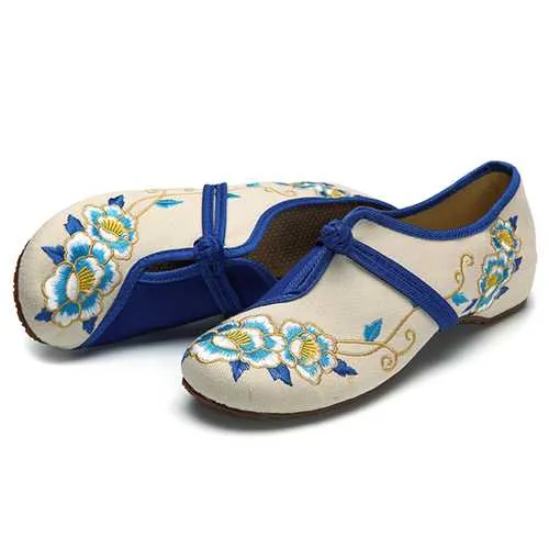 Flower Embroidered Round Toe Buckle Folk Casual Flat Shoes