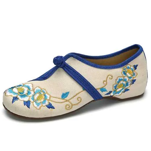 Flower Embroidered Round Toe Buckle Folk Casual Flat Shoes