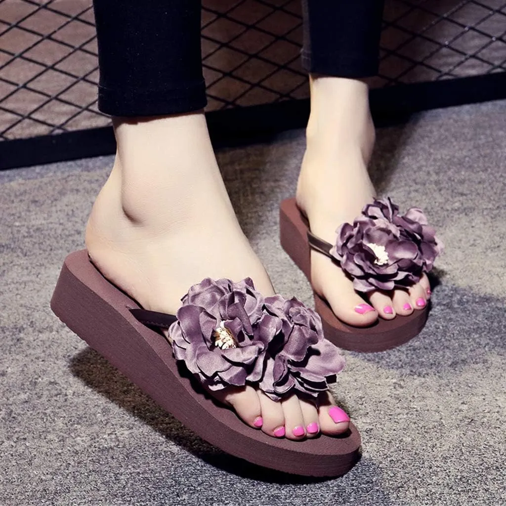 MIOKE Women's Flowers Low Wedge Flip Flops Summer Platform Comfort Anti-Slip Floral Beach Thong Sandals