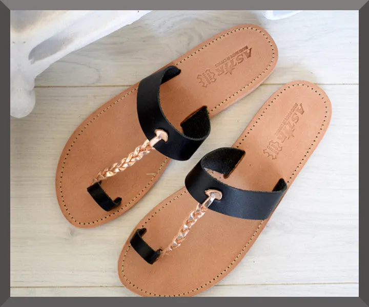 Nikouria Women Sandals
