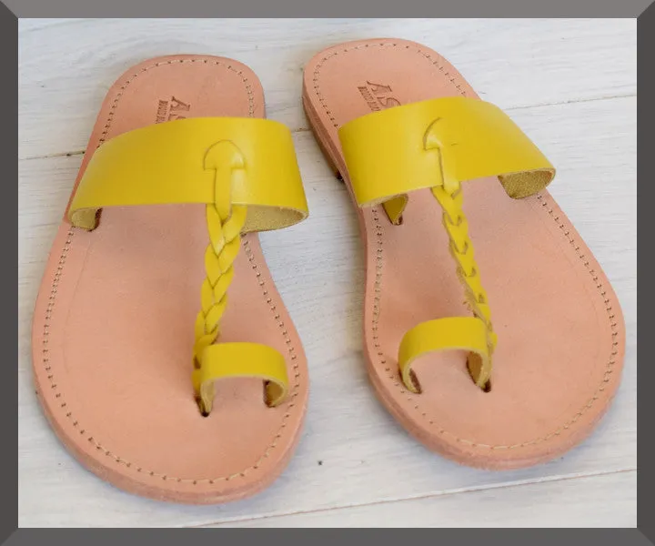 Nikouria Women Sandals