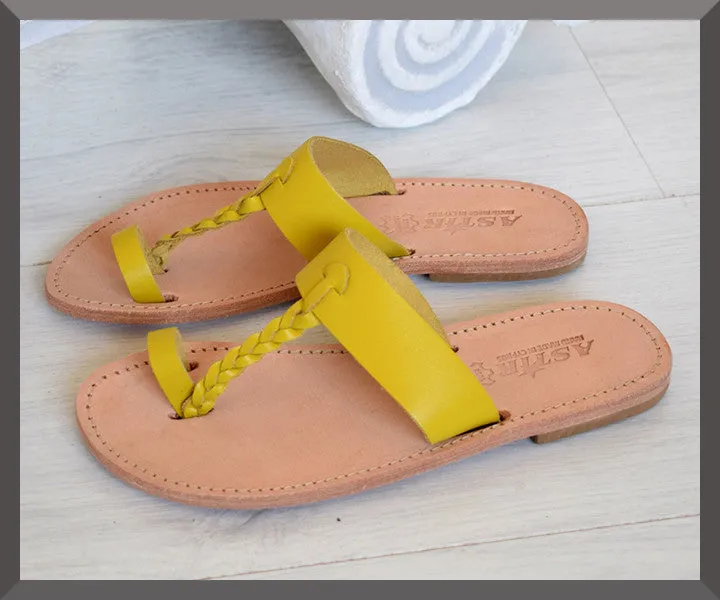 Nikouria Women Sandals