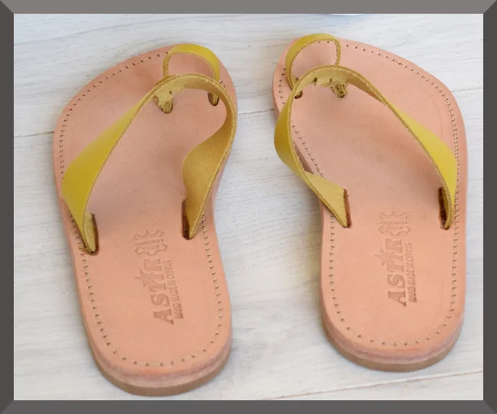 Nikouria Women Sandals